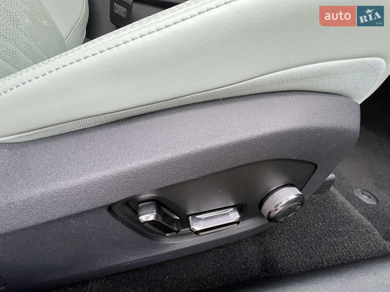 Позашляховик / Кросовер Zeekr 001 2024 в Києві