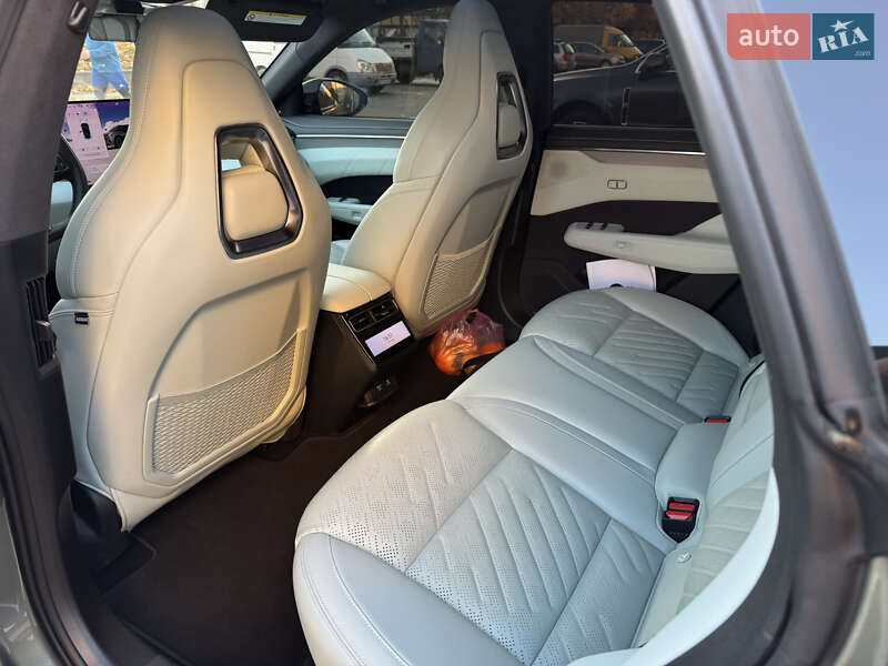 Внедорожник / Кроссовер Zeekr 001 2024 в Киеве