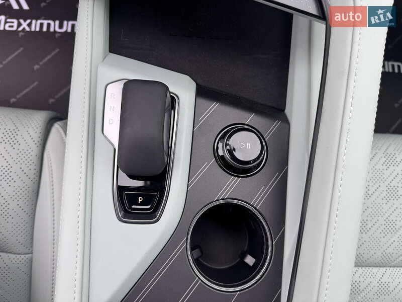 Позашляховик / Кросовер Zeekr 001 2025 в Києві