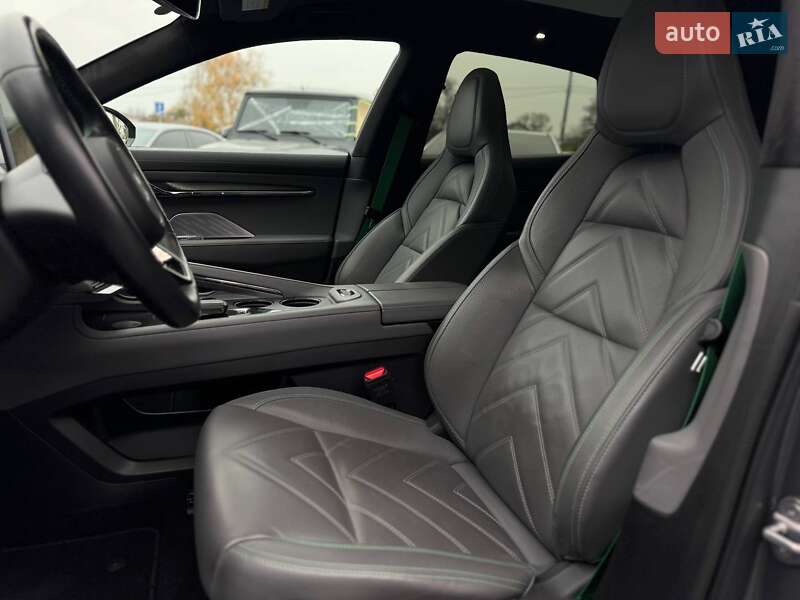 Внедорожник / Кроссовер Zeekr 001 2023 в Киеве