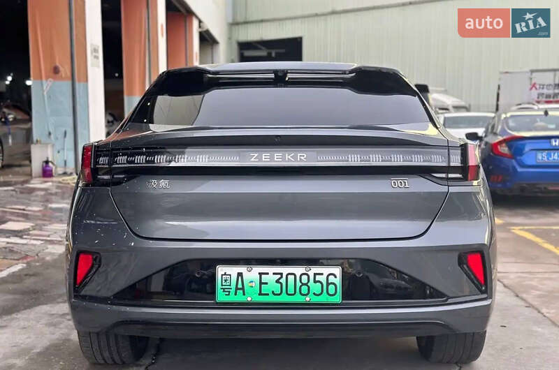 Внедорожник / Кроссовер Zeekr 001 2025 в Киеве