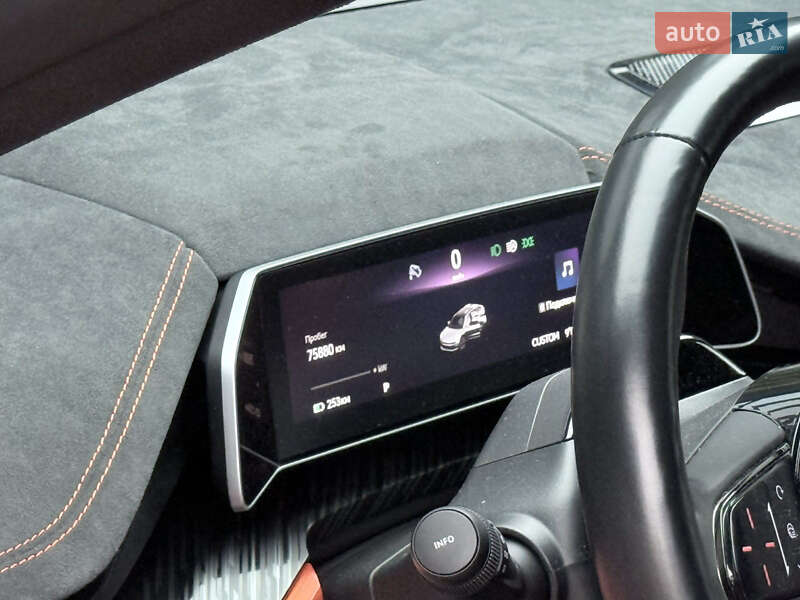 Внедорожник / Кроссовер Zeekr 001 2023 в Черновцах