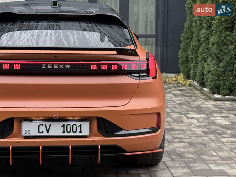 Внедорожник / Кроссовер Zeekr 001 2023 в Черновцах