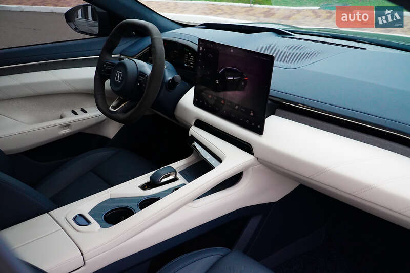 Внедорожник / Кроссовер Zeekr 001 2024 в Одессе