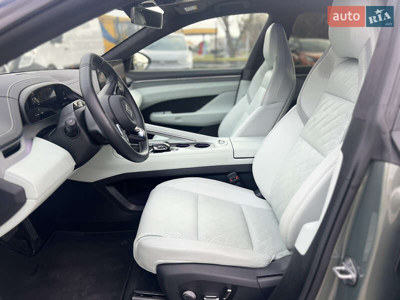 Позашляховик / Кросовер Zeekr 001 2024 в Луцьку фото 12 Позашляховик / Кросовер Zeekr 001 2024 в Луцьку