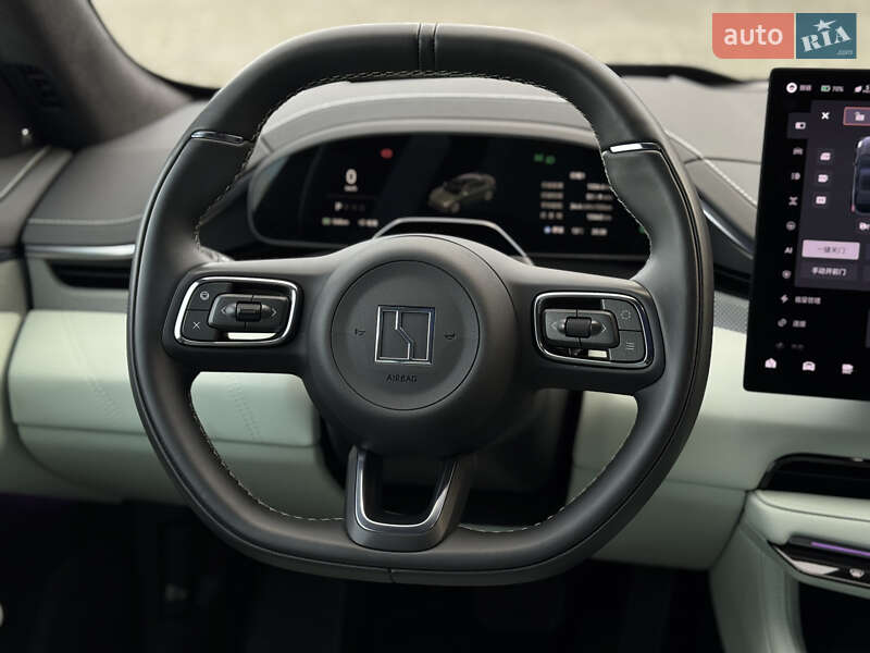 Позашляховик / Кросовер Zeekr 001 2024 в Дніпрі