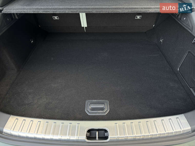 Позашляховик / Кросовер Zeekr 001 2024 в Дніпрі