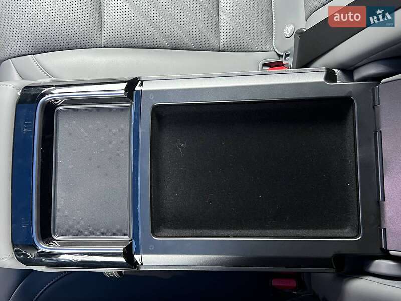 Внедорожник / Кроссовер Zeekr 001 2024 в Львове