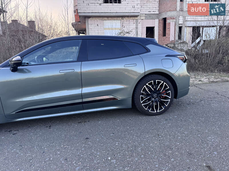 Внедорожник / Кроссовер Zeekr 001 2024 в Киеве