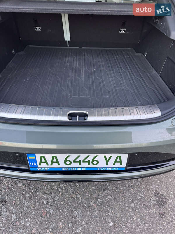 Внедорожник / Кроссовер Zeekr 001 2024 в Киеве