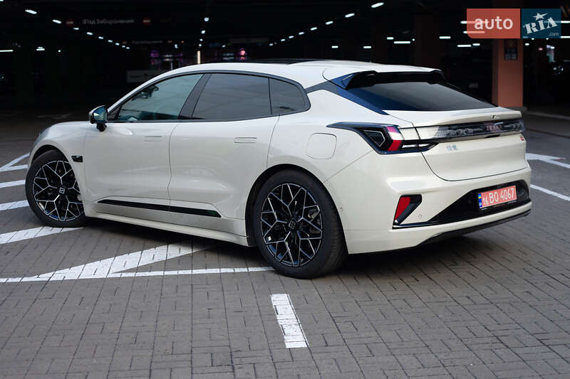 Внедорожник / Кроссовер Zeekr 001 2024 в Киеве