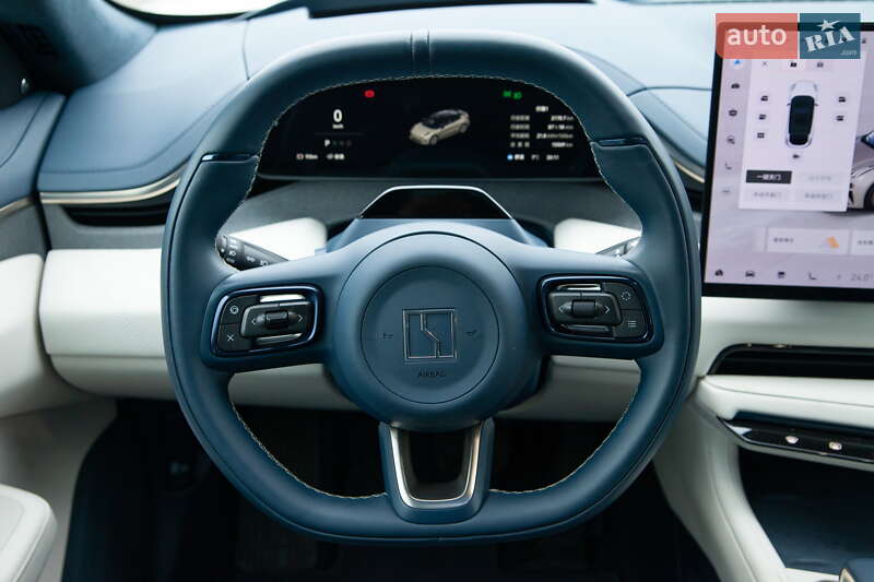 Внедорожник / Кроссовер Zeekr 001 2024 в Киеве