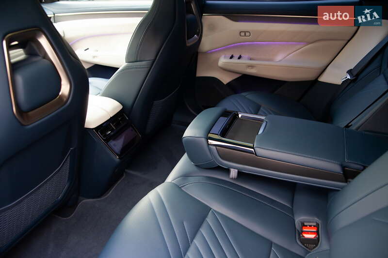 Внедорожник / Кроссовер Zeekr 001 2024 в Киеве