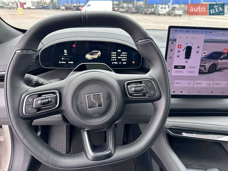 Позашляховик / Кросовер Zeekr 001 2024 в Львові