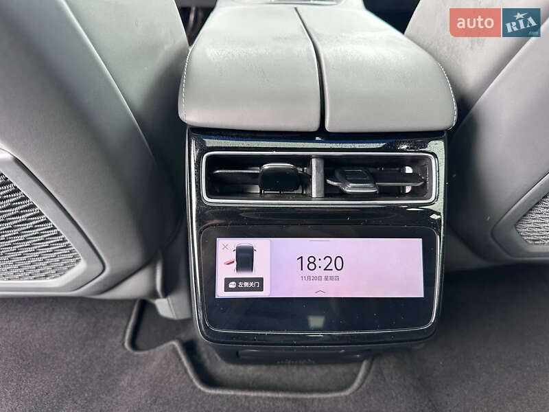 Позашляховик / Кросовер Zeekr 001 2024 в Львові