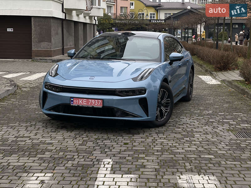 Внедорожник / Кроссовер Zeekr 001 2025 в Ивано-Франковске