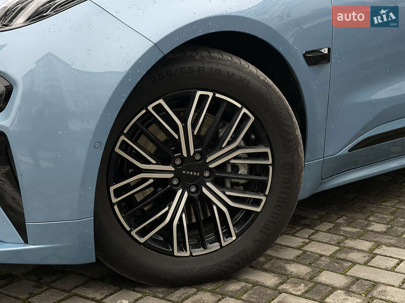 Внедорожник / Кроссовер Zeekr 001 2025 в Ивано-Франковске