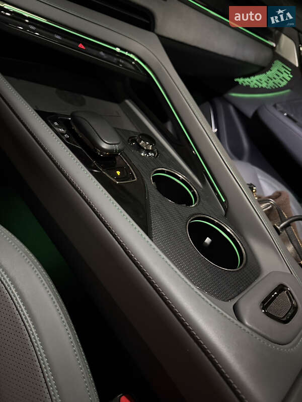 Позашляховик / Кросовер Zeekr 001 2023 в Дніпрі фото 17 Позашляховик / Кросовер Zeekr 001 2023 в Дніпрі