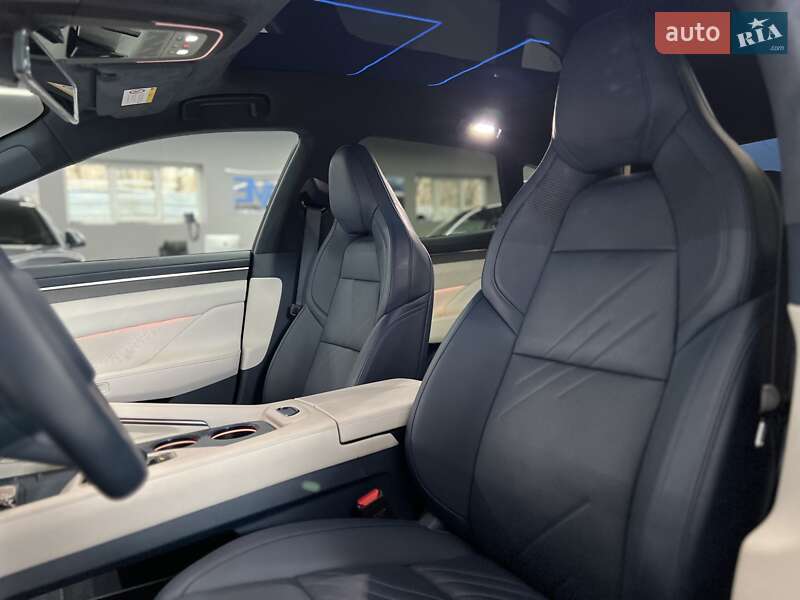 Позашляховик / Кросовер Zeekr 001 2024 в Дніпрі