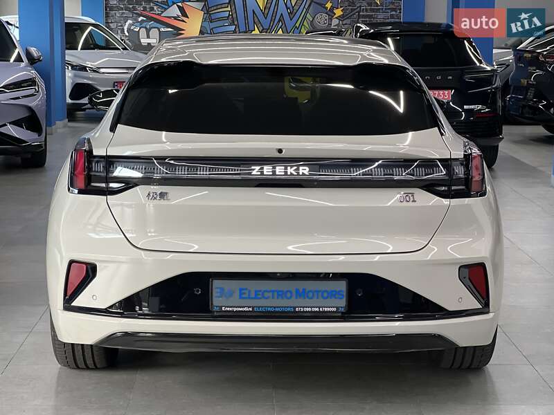 Позашляховик / Кросовер Zeekr 001 2024 в Дніпрі