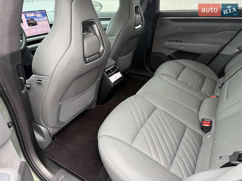 Позашляховик / Кросовер Zeekr 001 2024 в Львові