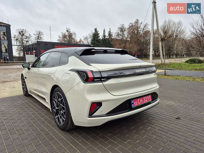 Позашляховик / Кросовер Zeekr 001 2024 в Києві фото 3 Позашляховик / Кросовер Zeekr 001 2024 в Києві