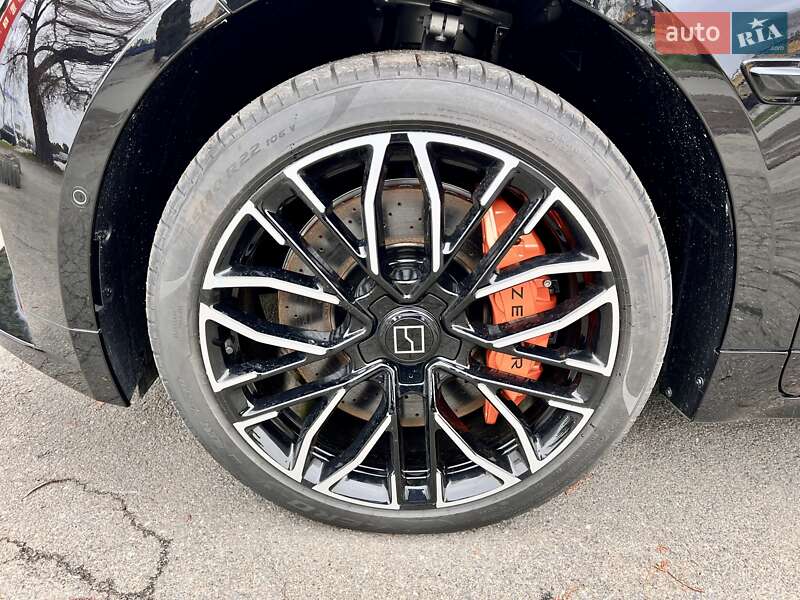 Позашляховик / Кросовер Zeekr 001 2025 в Києві