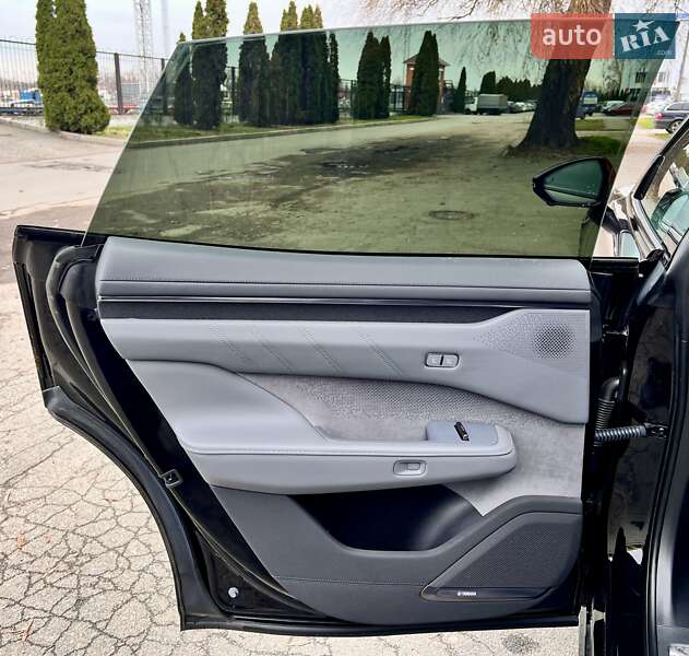 Позашляховик / Кросовер Zeekr 001 2025 в Києві