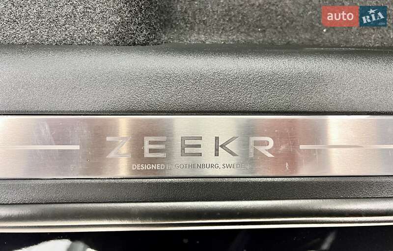 Позашляховик / Кросовер Zeekr 001 2025 в Києві