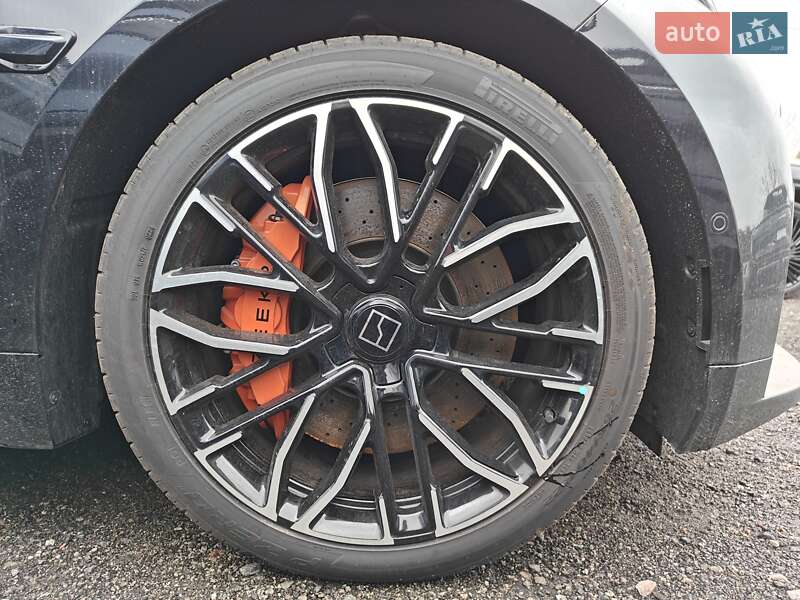 Позашляховик / Кросовер Zeekr 001 2025 в Києві