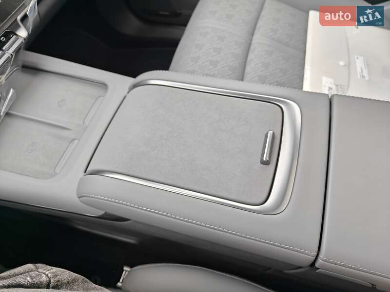 Позашляховик / Кросовер Zeekr 001 2025 в Києві