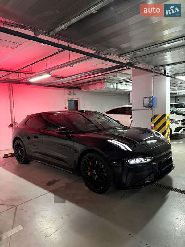 Позашляховик / Кросовер Zeekr 001 2024 в Києві