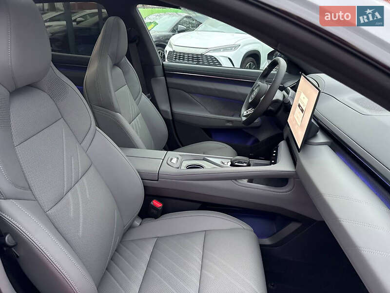 Внедорожник / Кроссовер Zeekr 001 2025 в Киеве