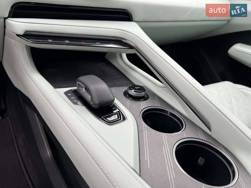 Внедорожник / Кроссовер Zeekr 001 2024 в Киеве