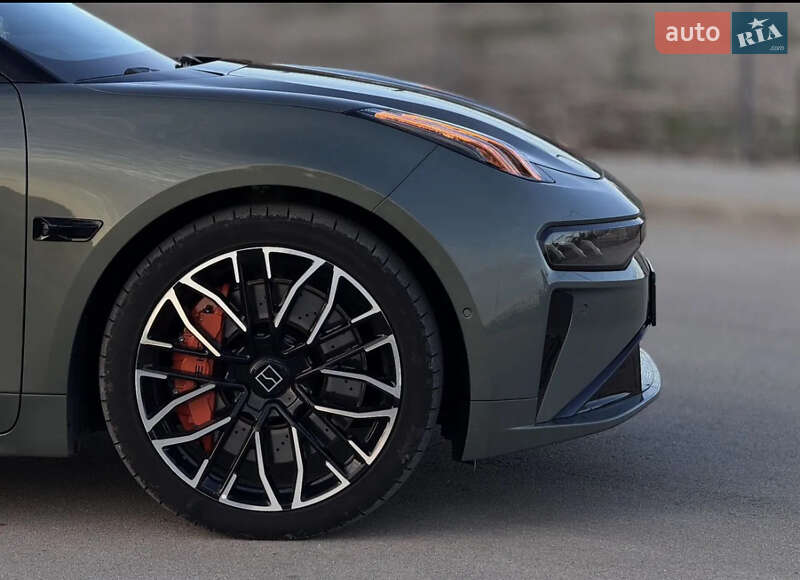 Позашляховик / Кросовер Zeekr 001 2024 в Бучачі