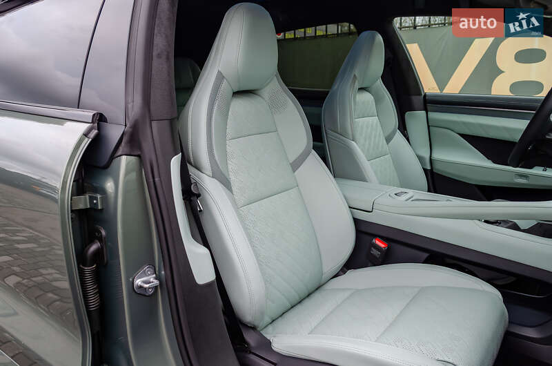 Внедорожник / Кроссовер Zeekr 001 2024 в Киеве