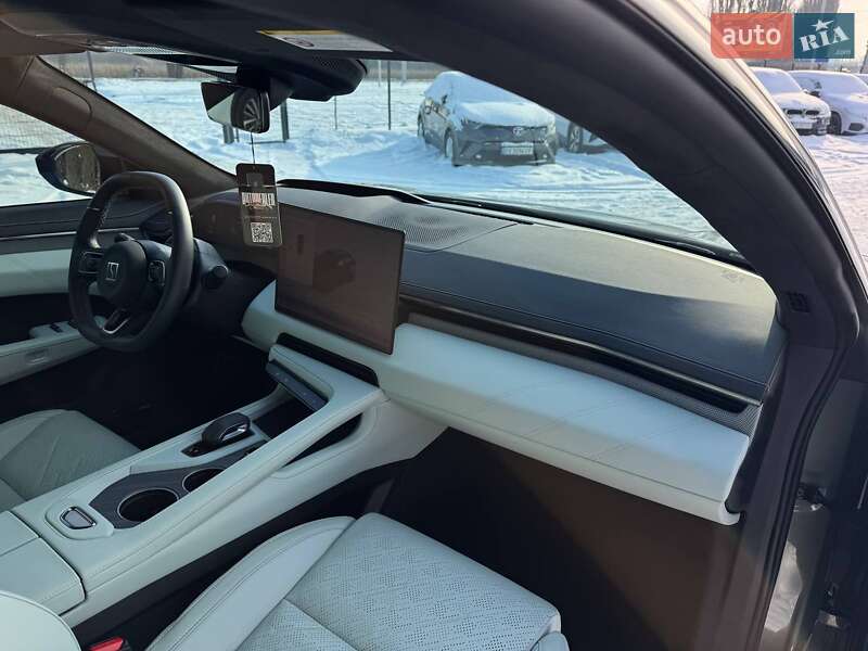 Внедорожник / Кроссовер Zeekr 001 2024 в Каменец-Подольском