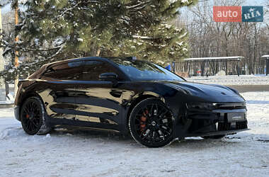 Позашляховик / Кросовер Zeekr 001 2024 в Дніпрі