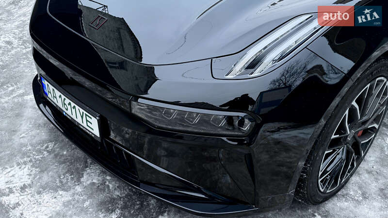 Позашляховик / Кросовер Zeekr 001 2024 в Києві