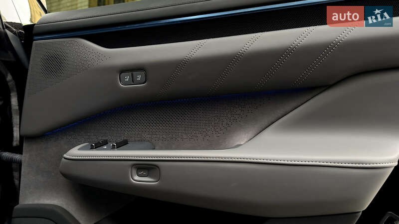 Позашляховик / Кросовер Zeekr 001 2024 в Києві