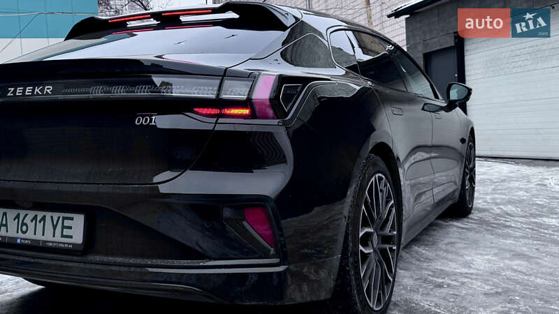 Позашляховик / Кросовер Zeekr 001 2024 в Києві