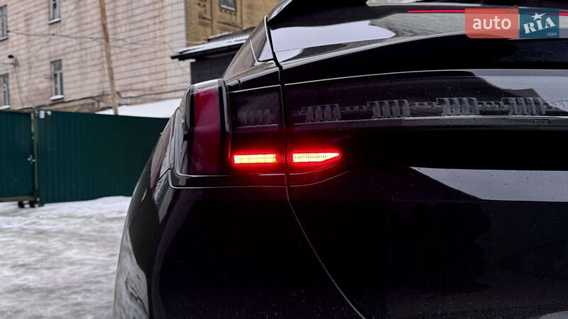 Позашляховик / Кросовер Zeekr 001 2024 в Києві