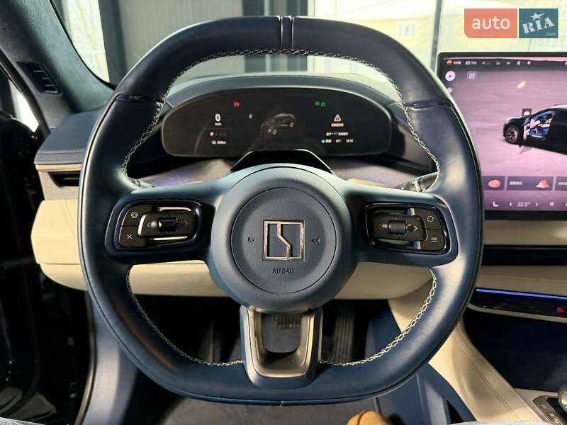 Внедорожник / Кроссовер Zeekr 001 2024 в Киеве