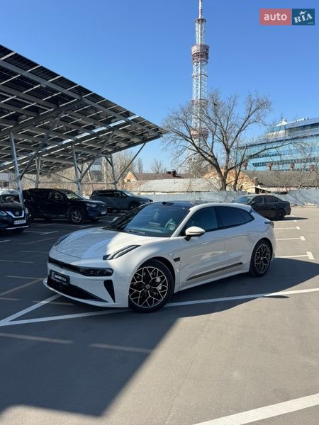 Zeekr 001 2024 Zeekr 001 2024