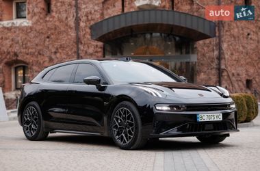 Внедорожник / Кроссовер Zeekr 001 2024 в Львове