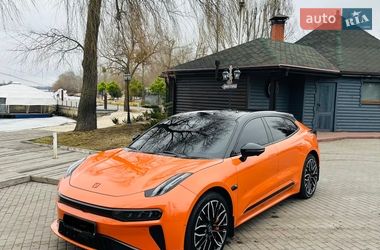 Позашляховик / Кросовер Zeekr 001 2024 в Києві