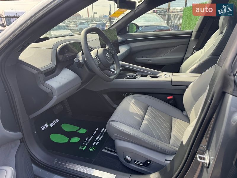 Внедорожник / Кроссовер Zeekr 001 2025 в Киеве