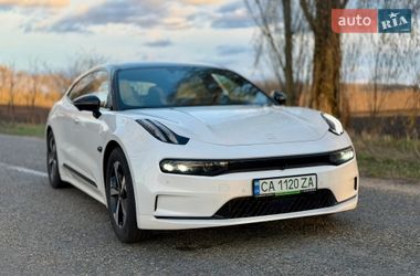 Позашляховик / Кросовер Zeekr 001 2024 в Кагарлику