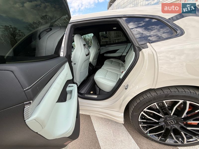 Внедорожник / Кроссовер Zeekr 001 2024 в Одессе