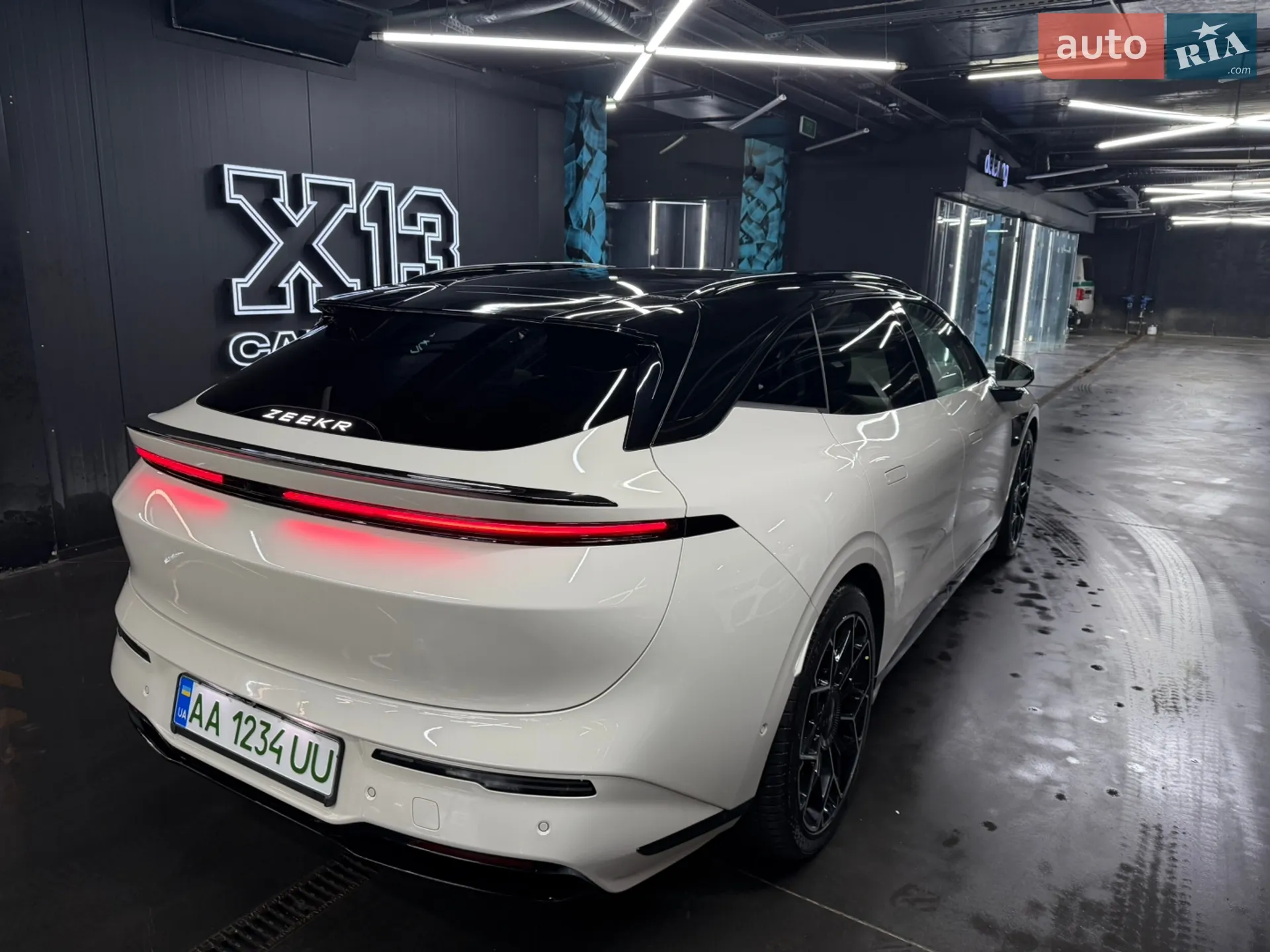 Zeekr 007 GT 2025 VIN L6T79NCE3SN069829 фото оголошення 5 з 20
